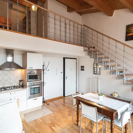 아파트 Sunrise Loft, Centro Storico *