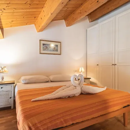 Sunrise Loft, Centro Storico 아파트 라벤나